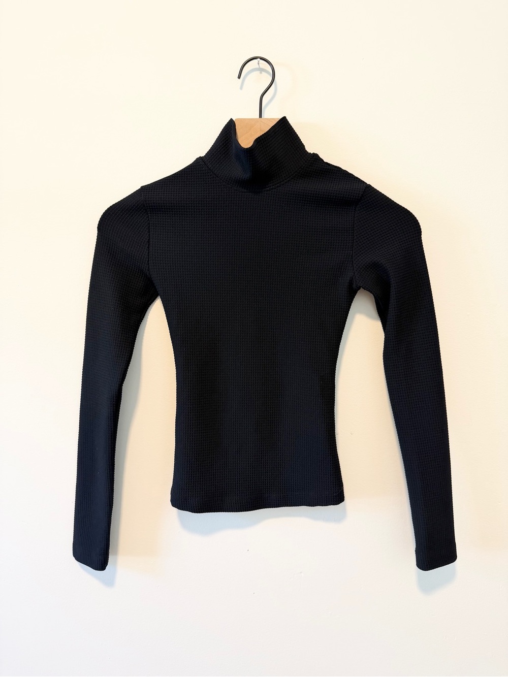 pris thermal mock neck